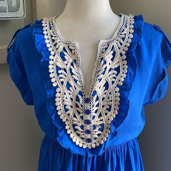𝅺YA Los Angeles Dolman Top with Lace Overlay Dress Royal Blue White NWT - Picture 2 of 9